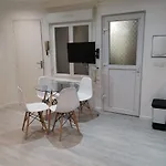 Apartment Saint Etienne Studio Lot 1
